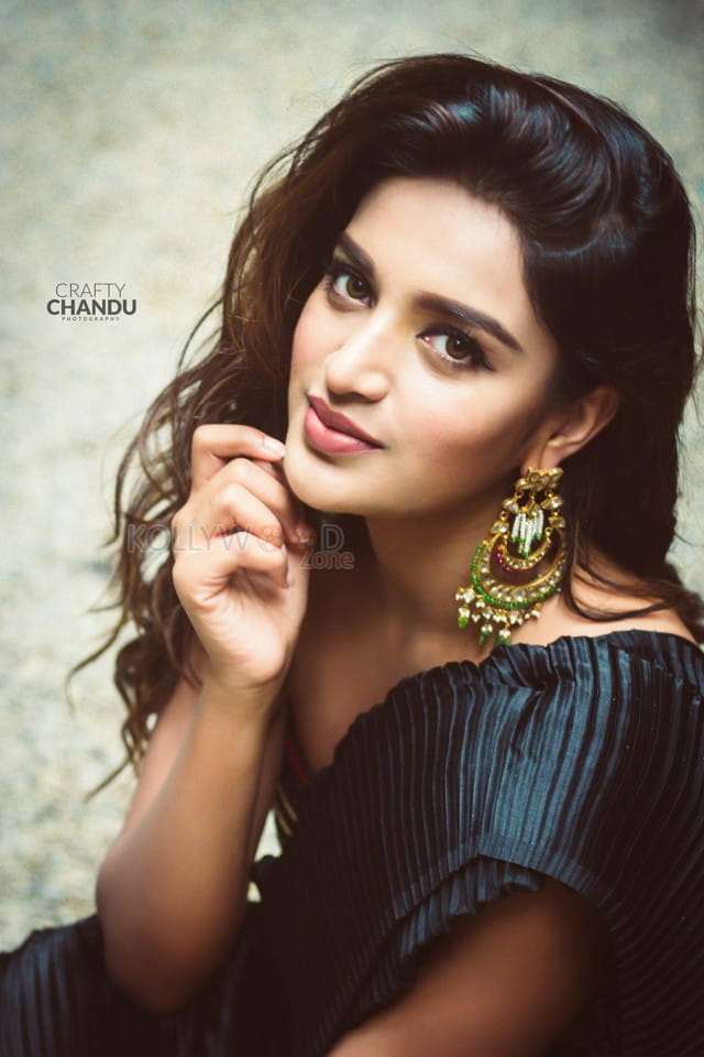 Stunning Nidhhi Agerwal Photoshoot Stills