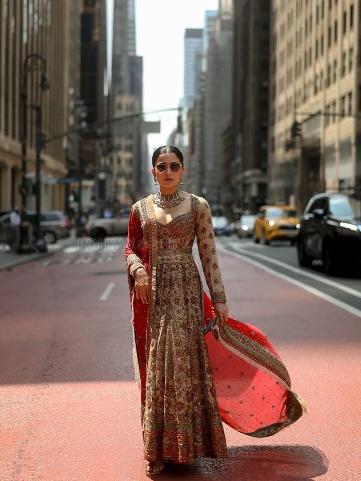 Stunning Rashmika Mandanna in a Ritu Kumar Anarkali Suit Pictures 02