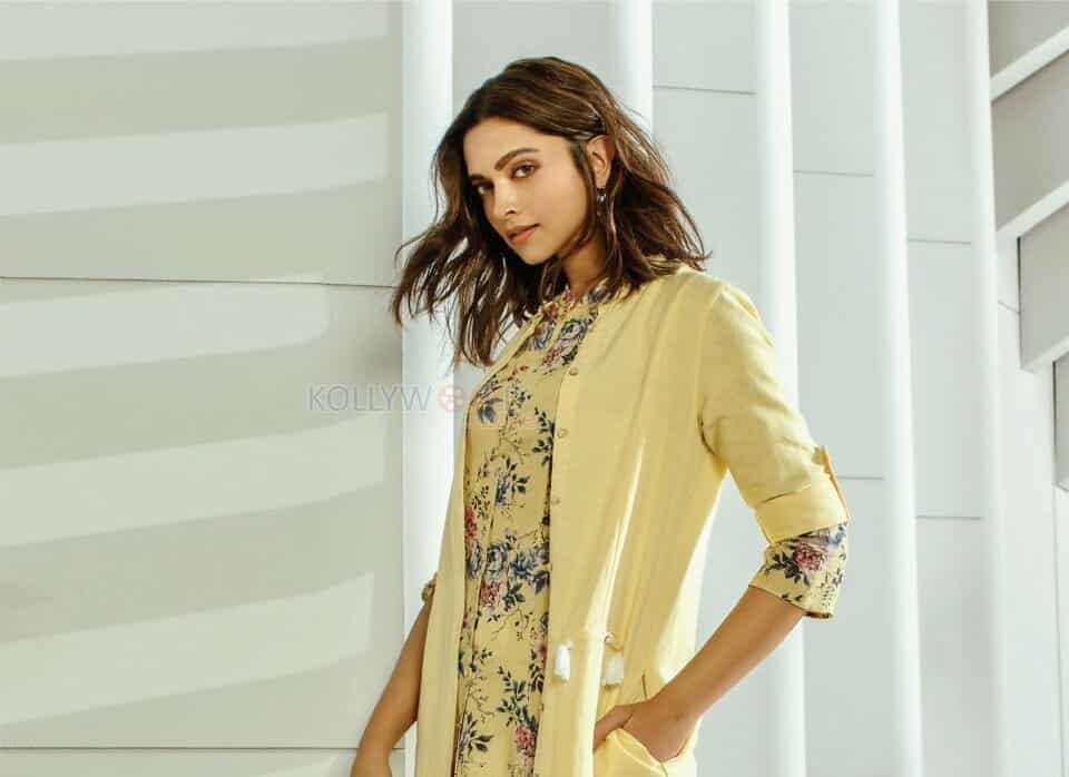 Style Icon Deepika Padukone Picture 01