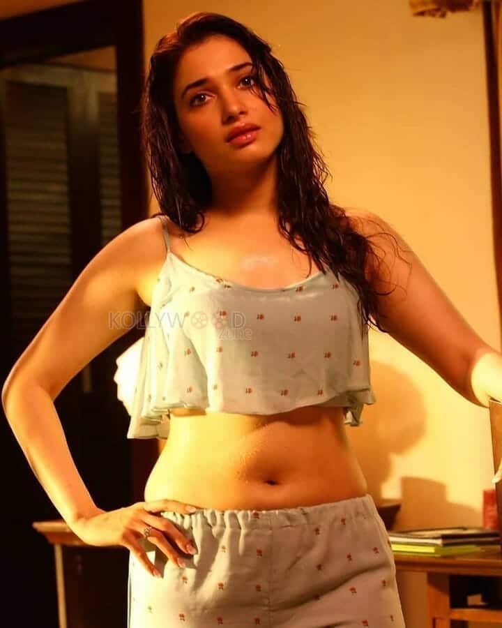 Tamanna Bhatia Sexy Pictures 41