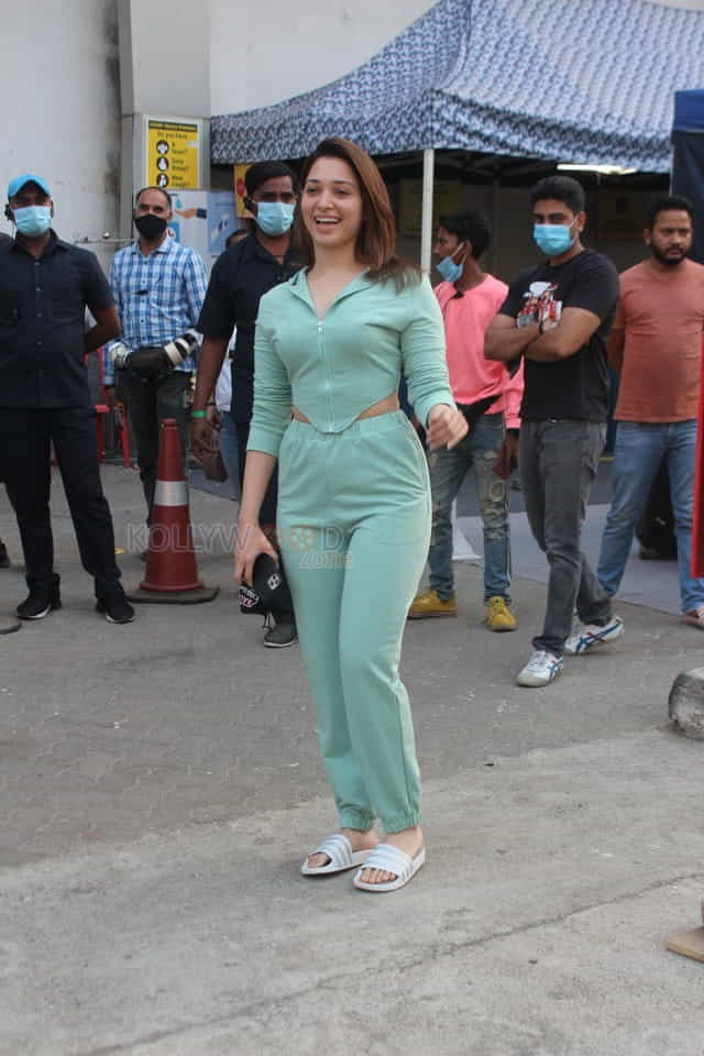 Tamanna Bhatia Snapped Shooting at Filmcity Photos