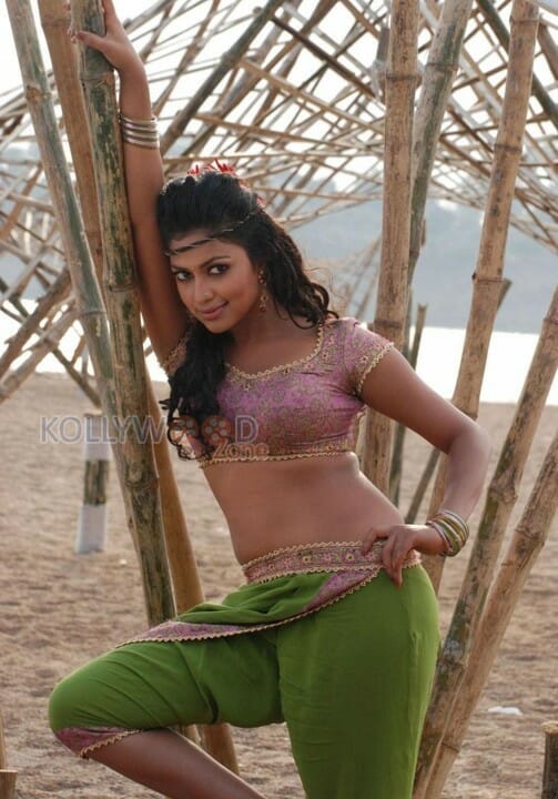 Tamil Actress Amala Paul Sexy Pictures