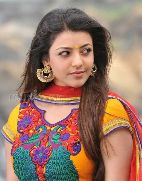 Tamil Actress Kajal Agarwal Sexy Photos