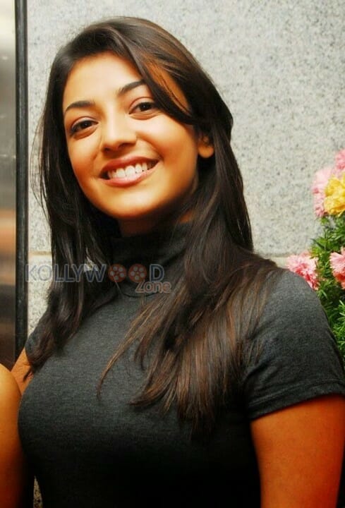 Tamil Actress Kajal Agarwal Sexy Stills