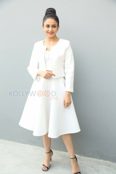 Telugu Actress Rakul Preet Singh New Photoshoot Photos