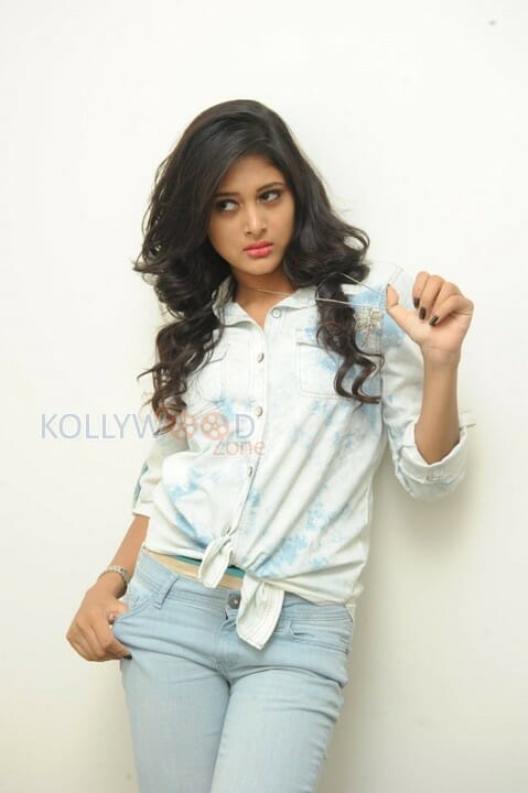 Tollywood Actress Sushma Raj Pictures