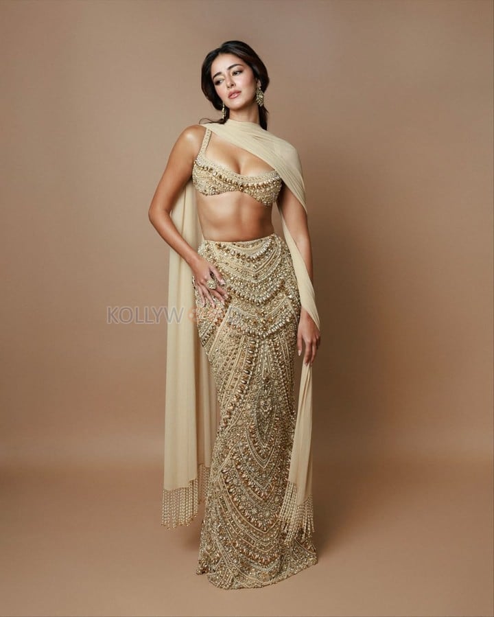 Tu Meri Main Tera Main Tera Tu Meri Actress Ananya Panday in a Manish Malhotra Beige Embroidered Lehenga with a Matching Bralette and Dupatta Pictures 01