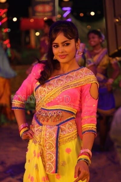 Uppu Karuvadu Movie Heroine Nandita Stills