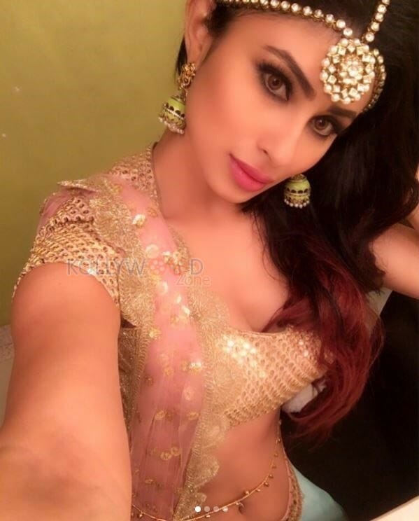 Actress Mouni Roy Pics