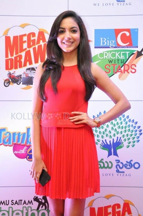 Actress Ritu Varma Latest Pictures