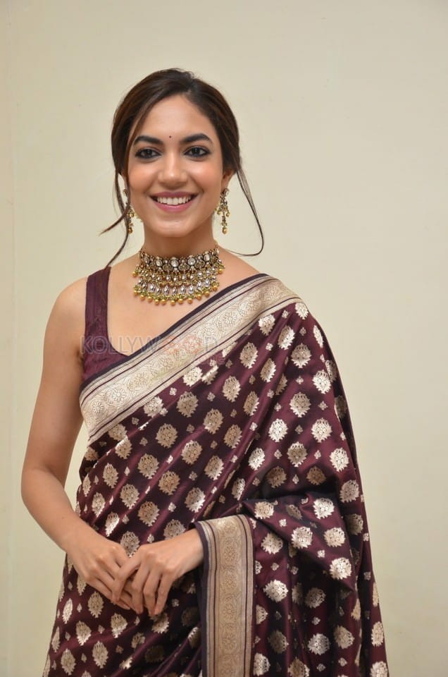 Actress Ritu Varma at Varudu Kaavalenu Movie Pre Release Event Pictures 01