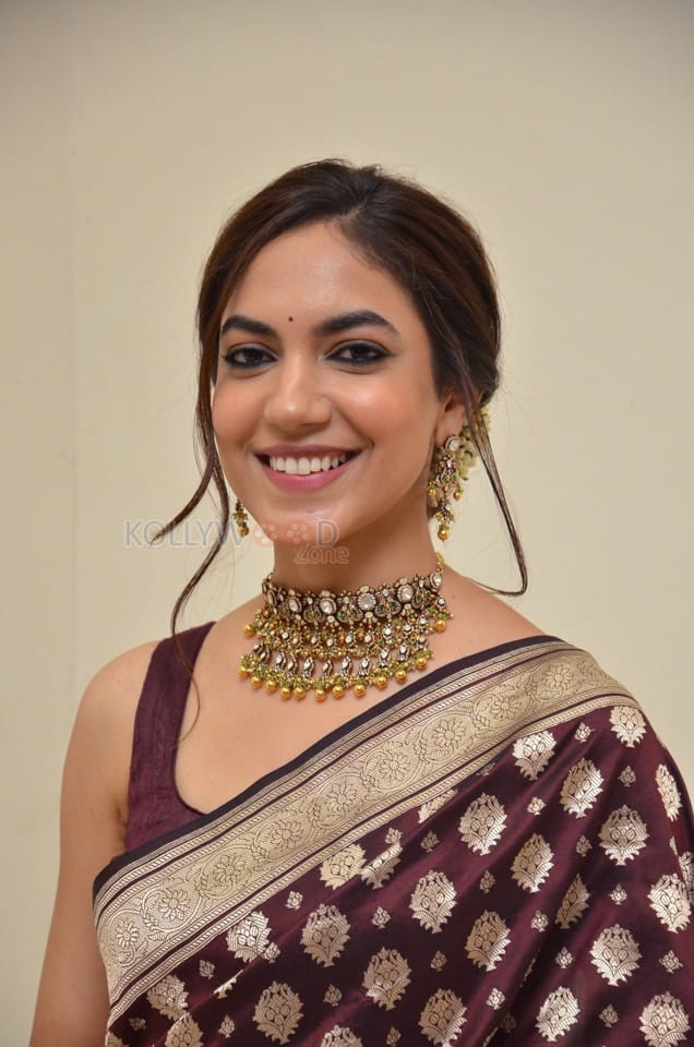 Actress Ritu Varma at Varudu Kaavalenu Movie Pre Release Event Pictures 03