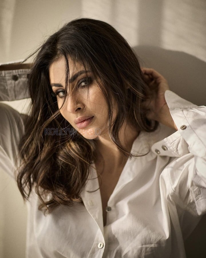 Alluring Mouni Roy in a White Shirt Pictures 02