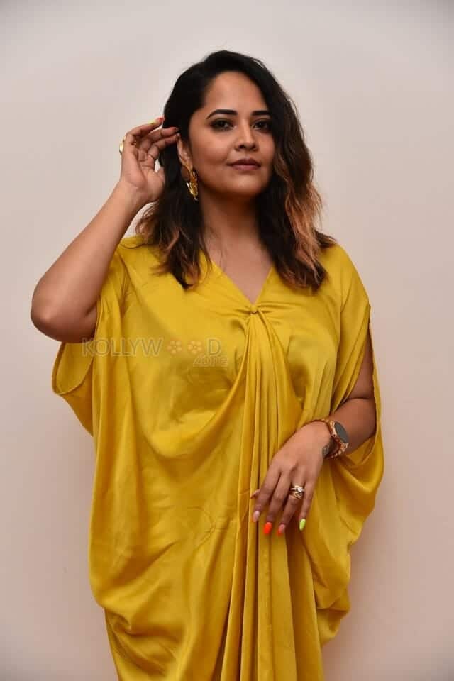 Anasuya Bharadwaj at Ari Movie First Look Launch Pictures 14