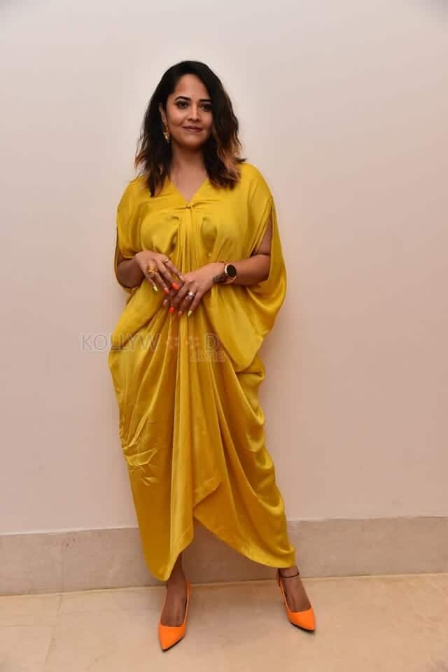 Anasuya Bharadwaj at Ari Movie First Look Launch Pictures 19