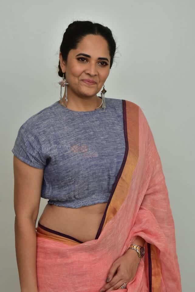 Anasuya Bharadwaj at Peddha Kapu Part 1 Movie Interview Photos 13