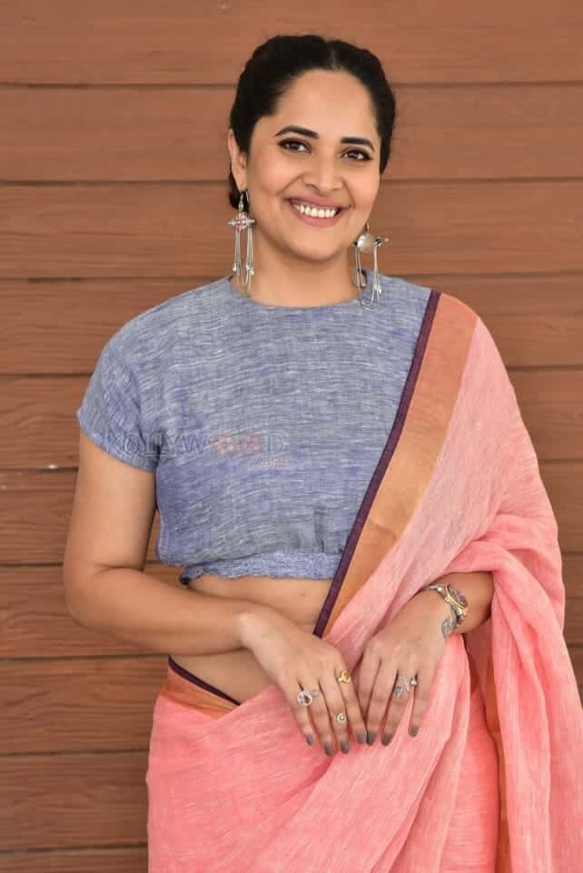 Anasuya Bharadwaj at Peddha Kapu Part 1 Movie Interview Photos 26