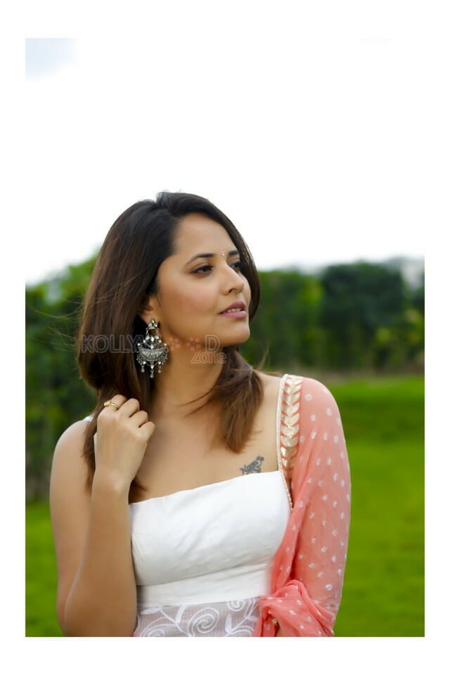 Anchor Anasuya Bharadwaj New Photoshoot Stills