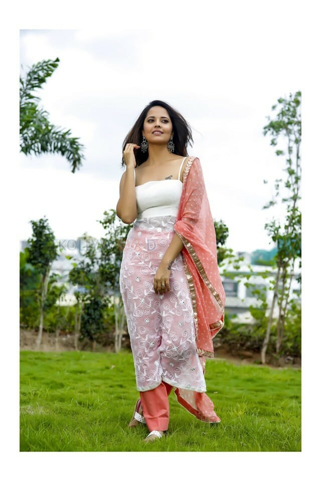 Anchor Anasuya Bharadwaj New Photoshoot Stills