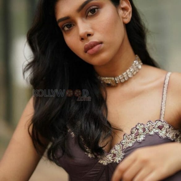 Actress Dushara Vijayan is all set to Romance Chiyaan Vikram!