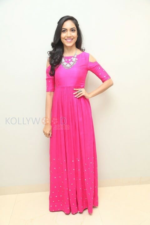 Beautiful Actress Ritu Varma Latest Photos