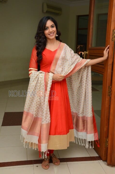 Beautiful Actress Ritu Varma Photos