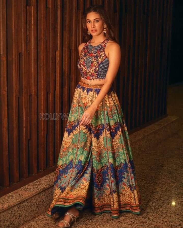 Beautiful Amyra Dastur in a Multi Color Silk Mehvish Flower Pattern Sharara and Blouse Set Photos 03