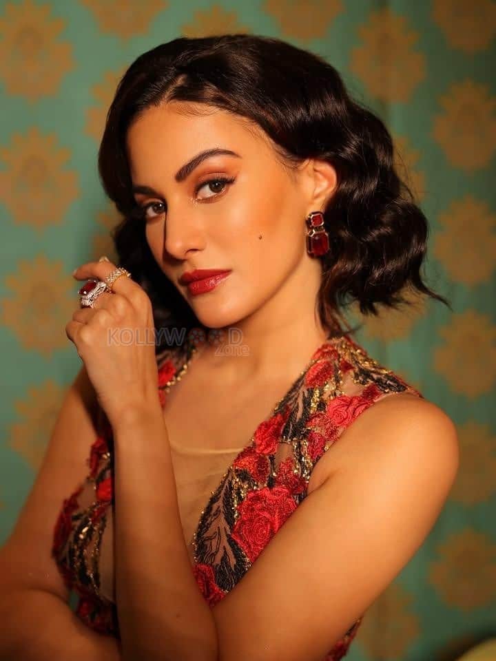 Breathtaking Amyra Dastur in a Sexy Thigh Slit Floral Cleavage Dress Photos 03