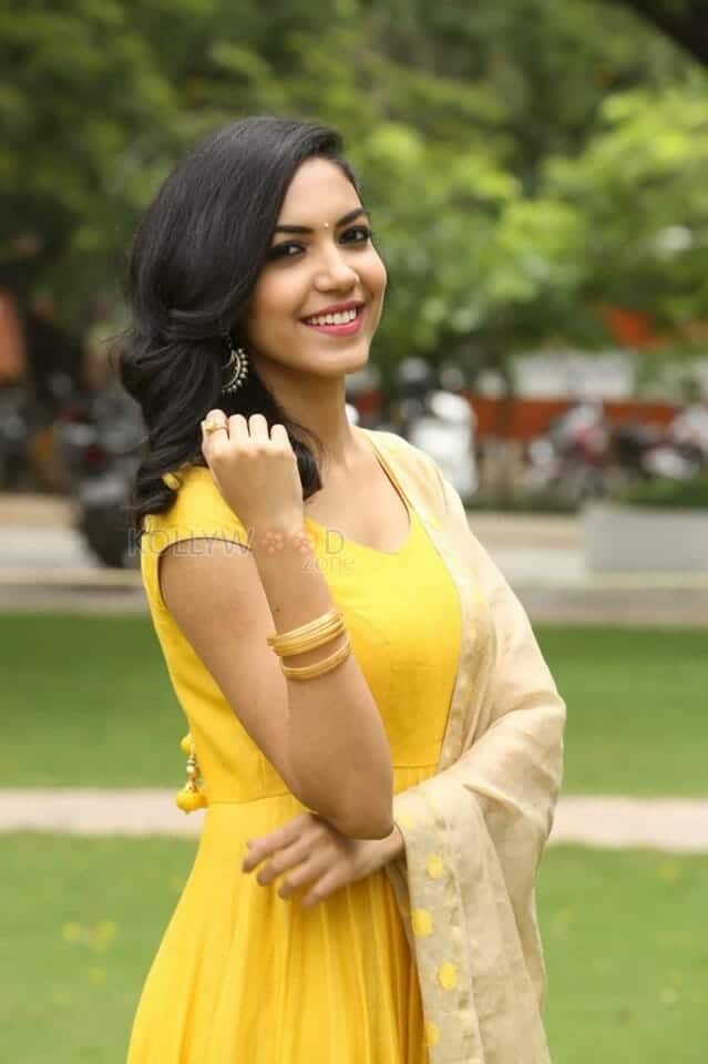 Chic Actress Ritu Varma Photoshoot Stills 15