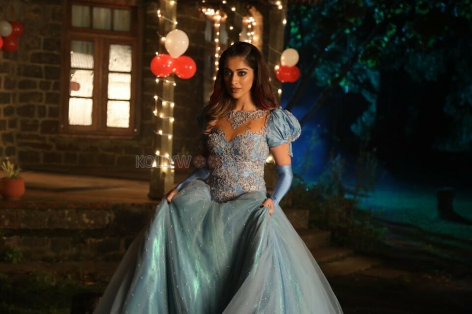 Cinderella Movie Heroine Raai Laxmi Photos