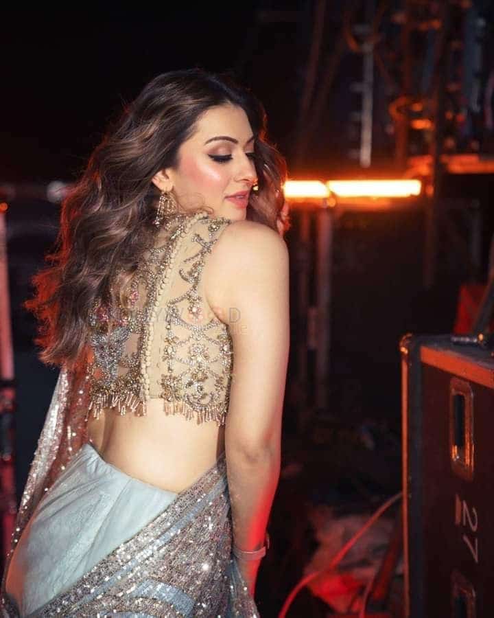 Elegant Hansika Motwani in a Rimple and Harpreet Embellished Saree with an Hand Embroidered Sleeveless Blouse Pictures 01