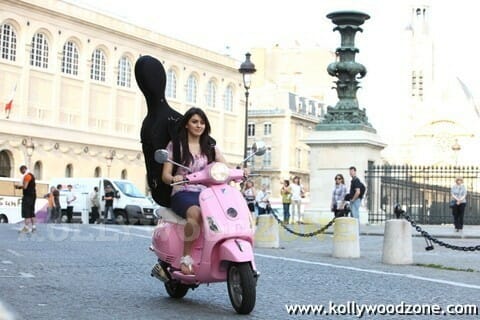 Hansika In Engeyum Kadhal Movie Stills