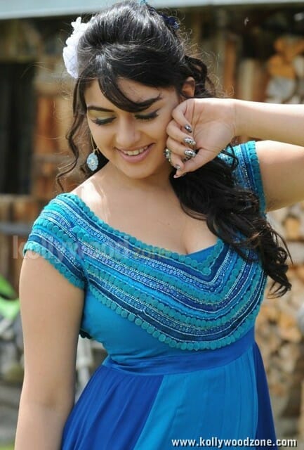Hansika Motwani Sexy Stills