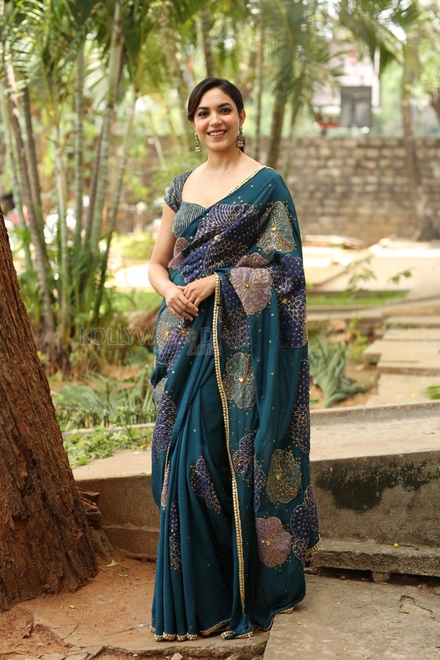 Heroine Ritu Varma at Devika and Danny Press Meet Photos 06