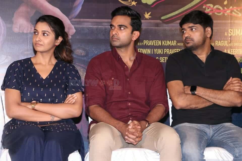 Hostel Movie Press Meet Stills 02