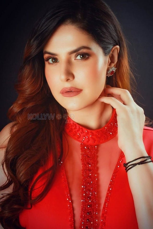 Hot Actress Zareen Khan in Red Gown Photos 01