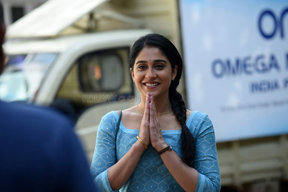 Kasadatapara Movie Heroine Regina Cassandra Stills 01