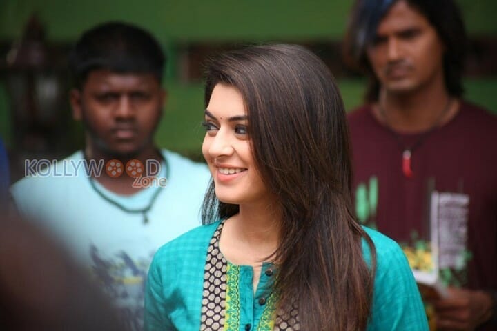 Maan Karate Heroine Hansika Motwani Photos