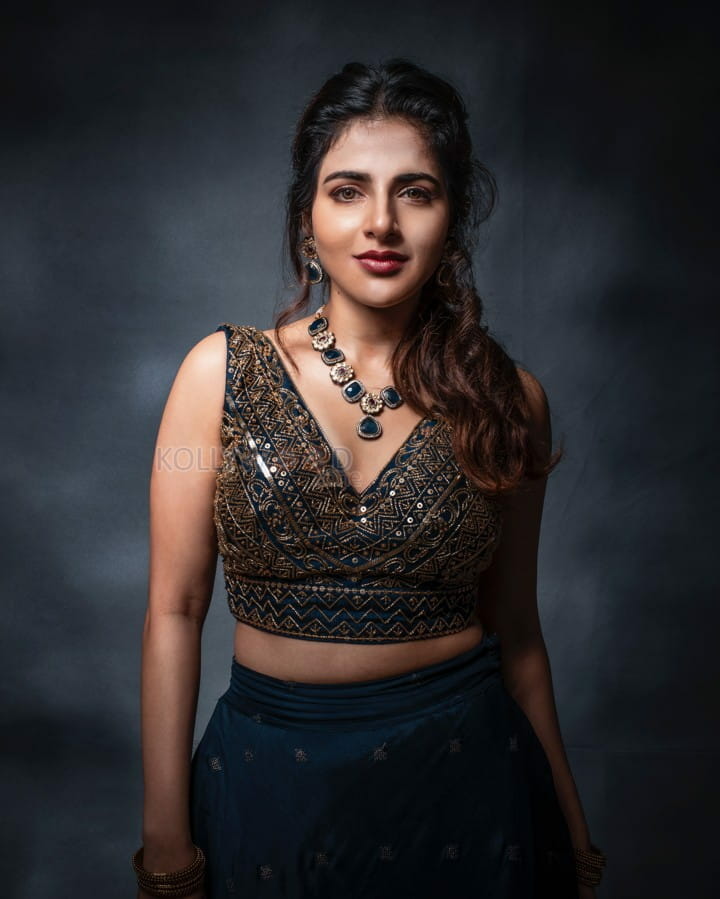 Malayalam Actress Ishwarya Menon Sexy Photoshoot Pictures 05