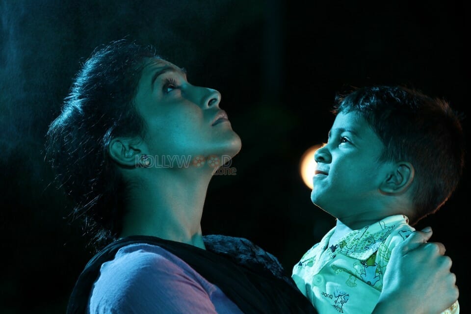 Nenjam Marappathillai Movie Pictures