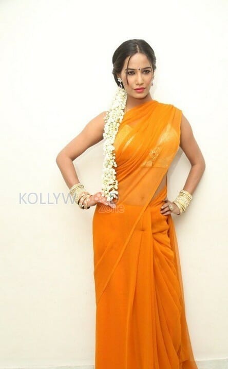 Poonam Pandey Latest Photos