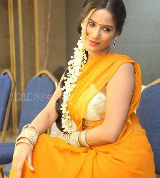 Poonam Pandey Latest Photos
