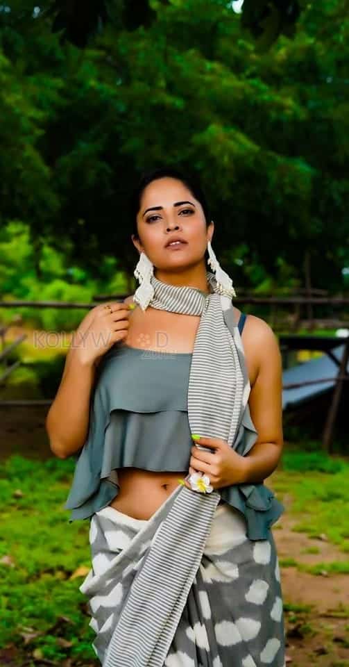 Stylish Anasuya Bharadwaj Photoshoot Pictures 02