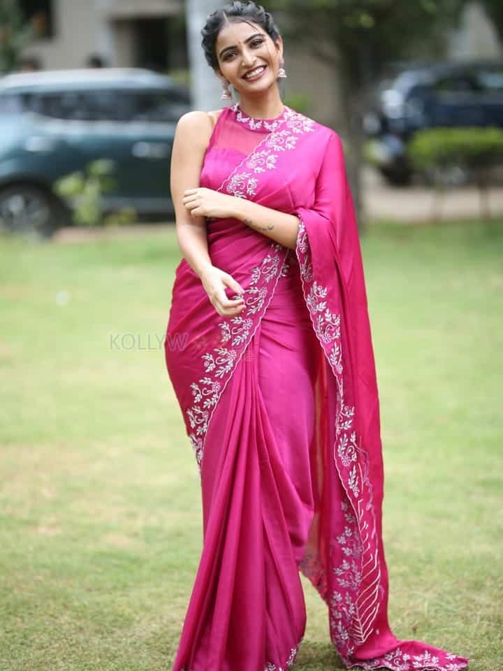 Actress Ananya Nagalla at Anveshi Trailer Launch Photos 15