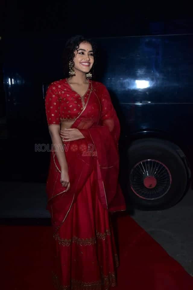 Actress Anupama Parameswaran at 18 Pages Movie Pre Release Event Photos 03