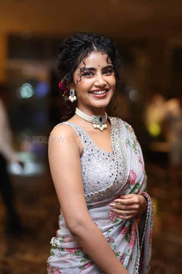 Actress Anupama Parameswaran at Eagle Movie Pre Release Event Photos 01