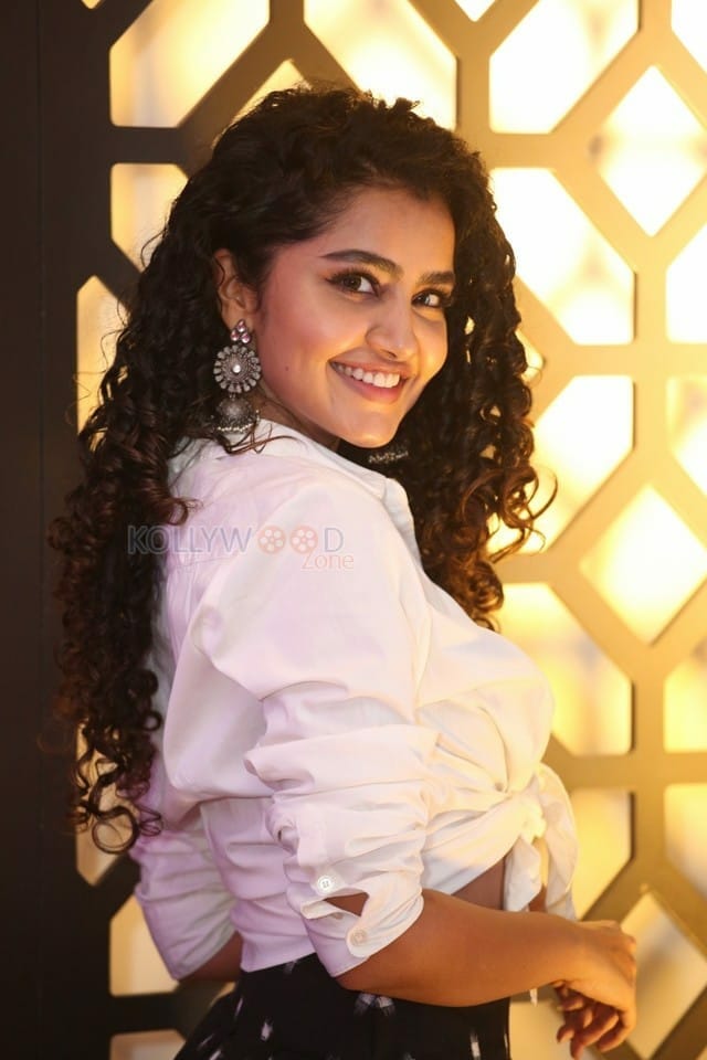 Actress Anupama Parameswaran at Rowdy Boys First Look Launch Pictures