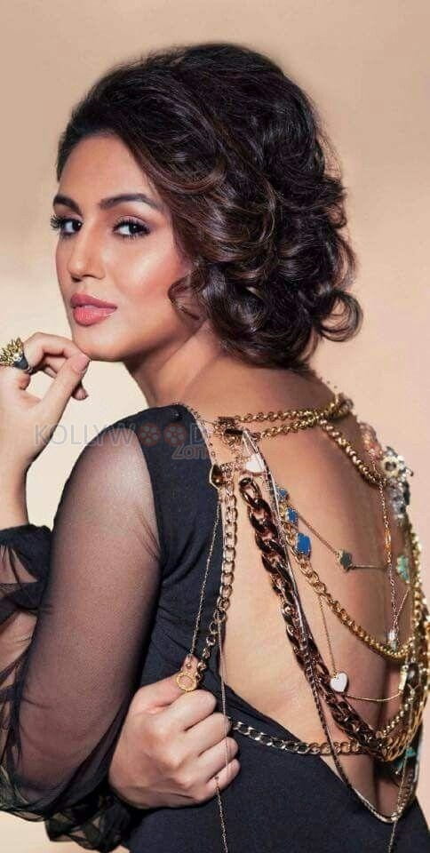 Actress Huma Qureshi Hot Photos