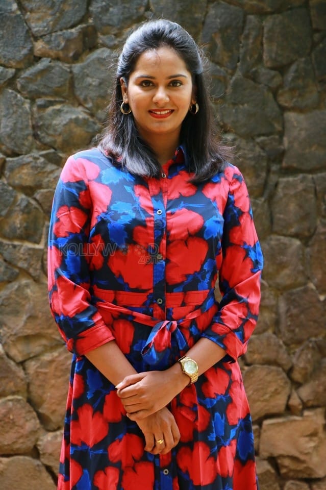 Actress Lakshmi Priyaa Photos