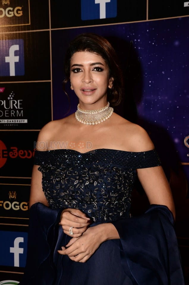 Actress Manchu Lakshmi At Zee Aspara Awards Photos